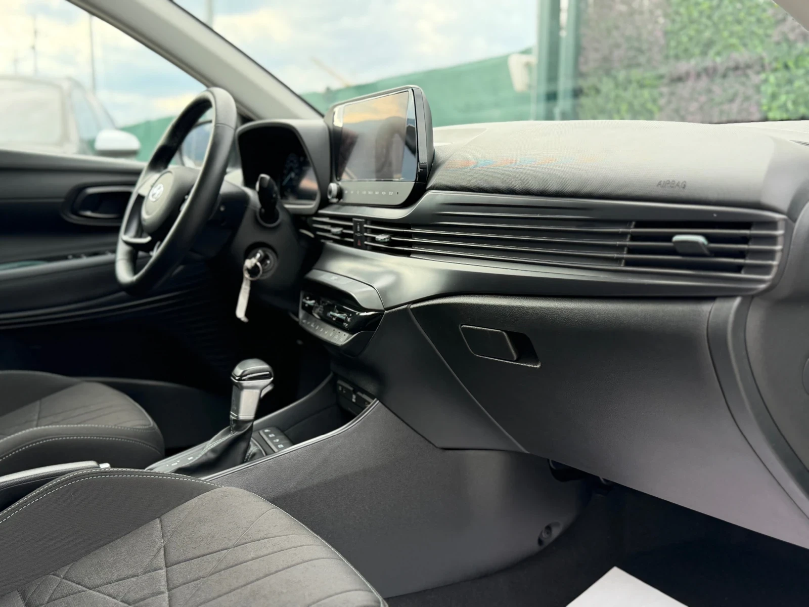 Hyundai Bayon ГАРАНЦИЯ!!!HYBRID/LED/NAVI/CAM/СОБСТВЕН ЛИЗИНГ, снимка 13 - Автомобили и джипове - 54173942