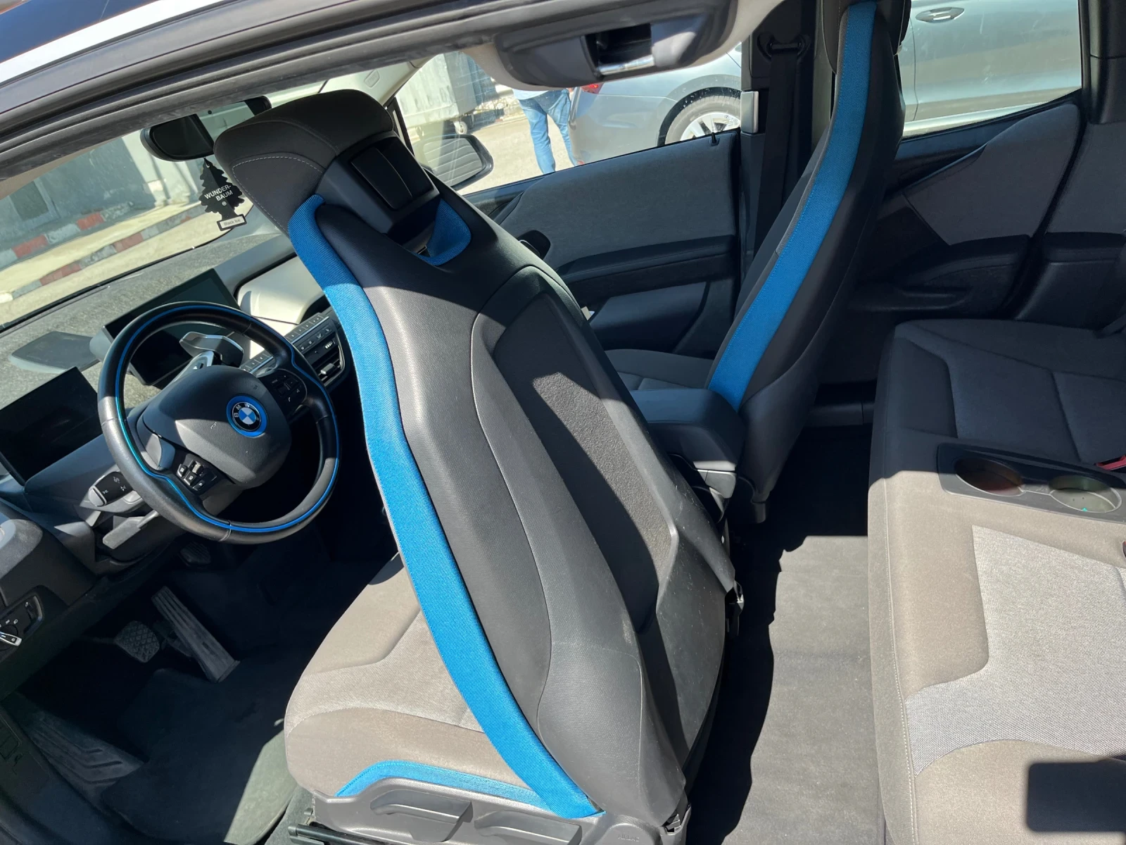 BMW i3 120Ah* 42, 2kw* Термопомпа* , снимка 8 - Автомобили и джипове - 54317004