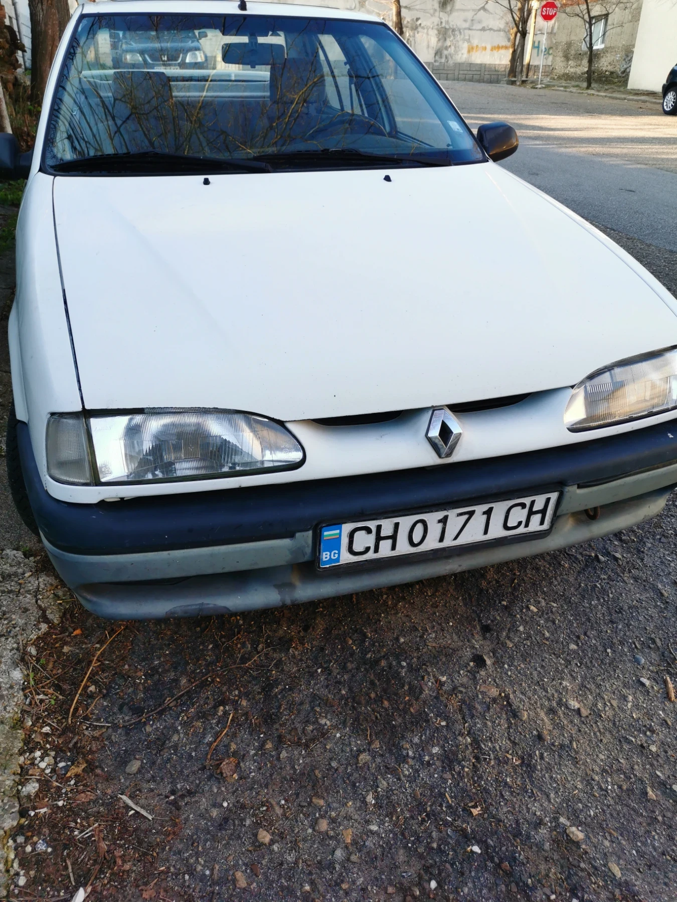 Renault 19, снимка 9 - Автомобили и джипове - 54394522