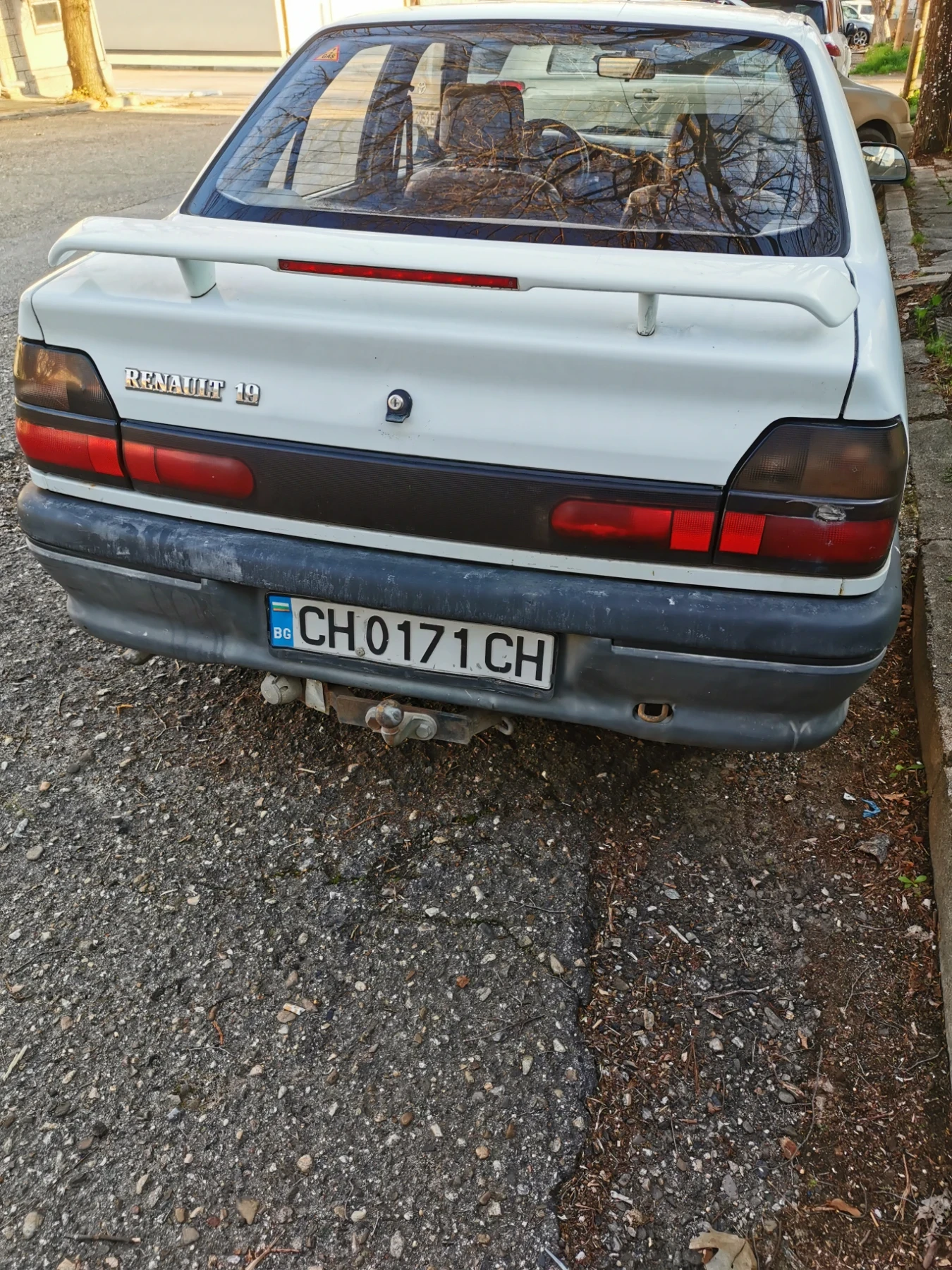 Renault 19, снимка 2 - Автомобили и джипове - 54394522
