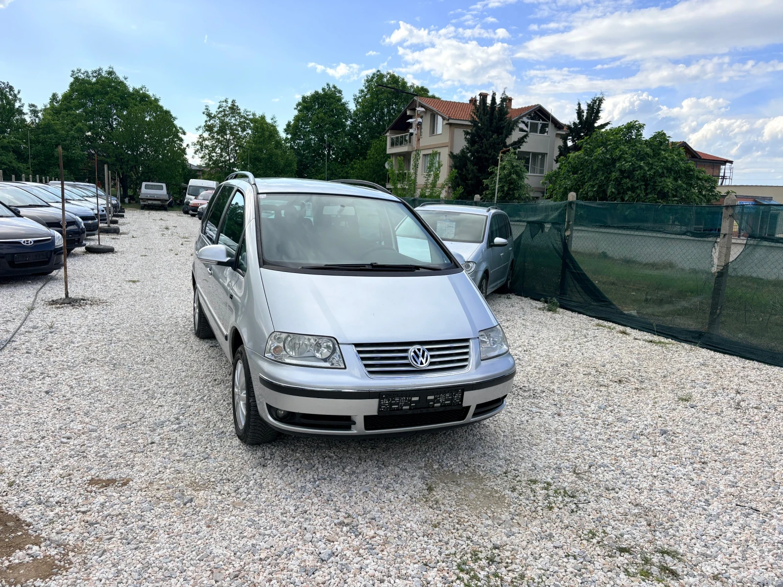 VW Sharan 7 местен 2.0 tdi 140 ps, снимка 5 - Автомобили и джипове - 54592813
