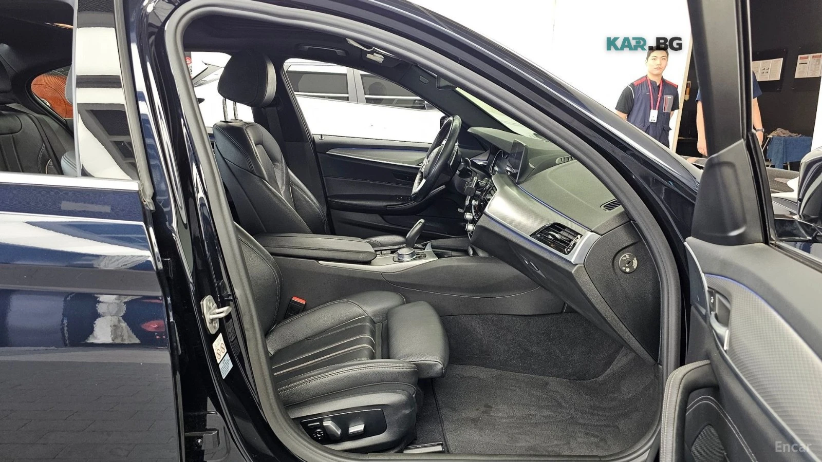BMW 530 xDrive M Sport* HUD* КОЖА* НАВИ* ПАНО, снимка 9 - Автомобили и джипове - 55845811