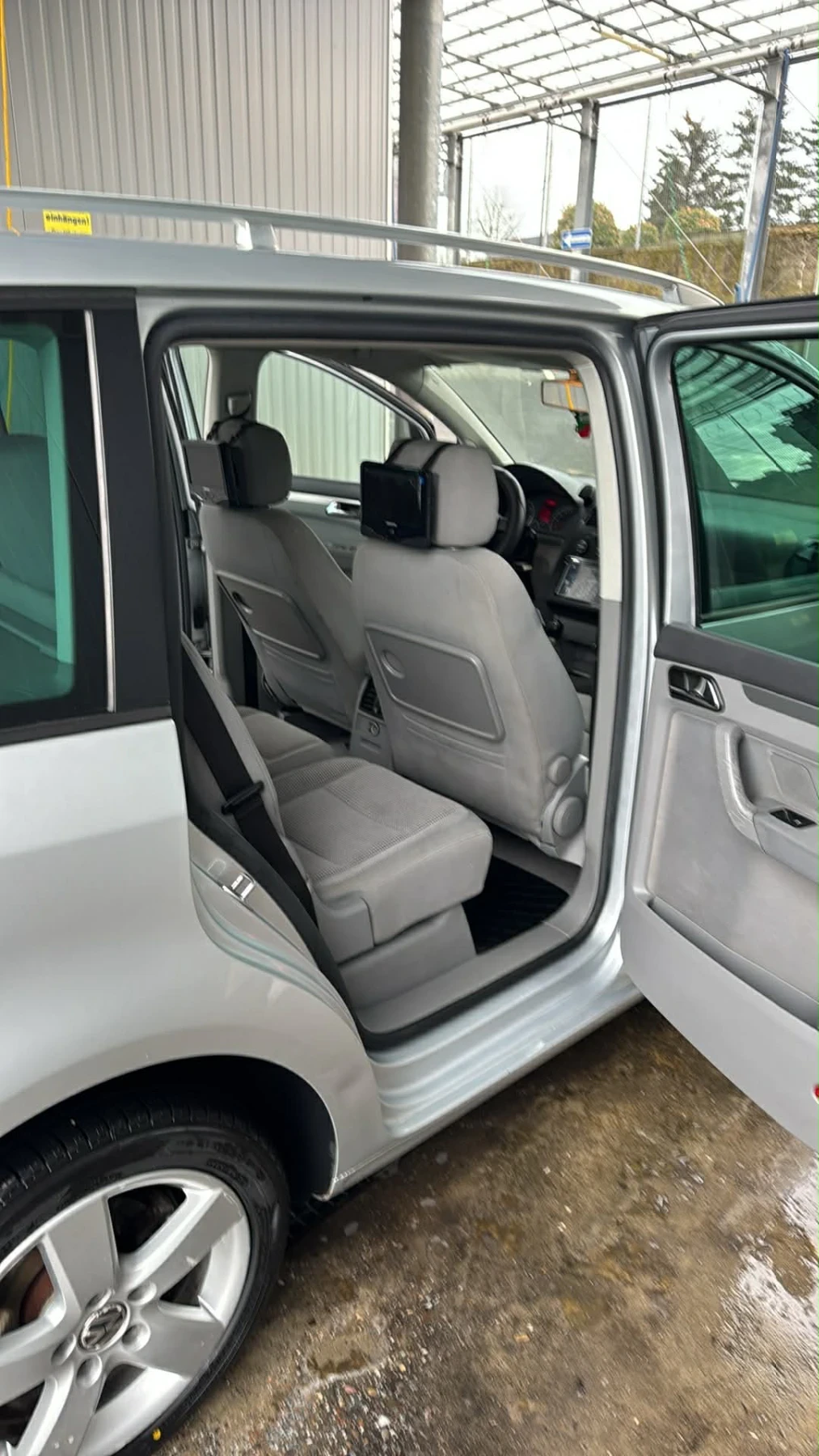 VW Touran, снимка 4 - Автомобили и джипове - 55876691