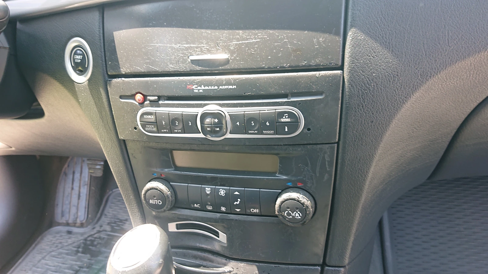 Renault Laguna, снимка 15 - Автомобили и джипове - 55943269