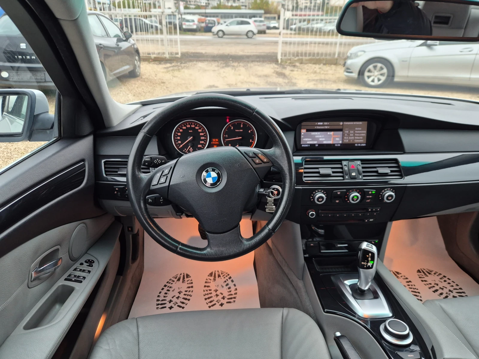 BMW 530 3.0 XD Fecelift, снимка 10 - Автомобили и джипове - 56726318