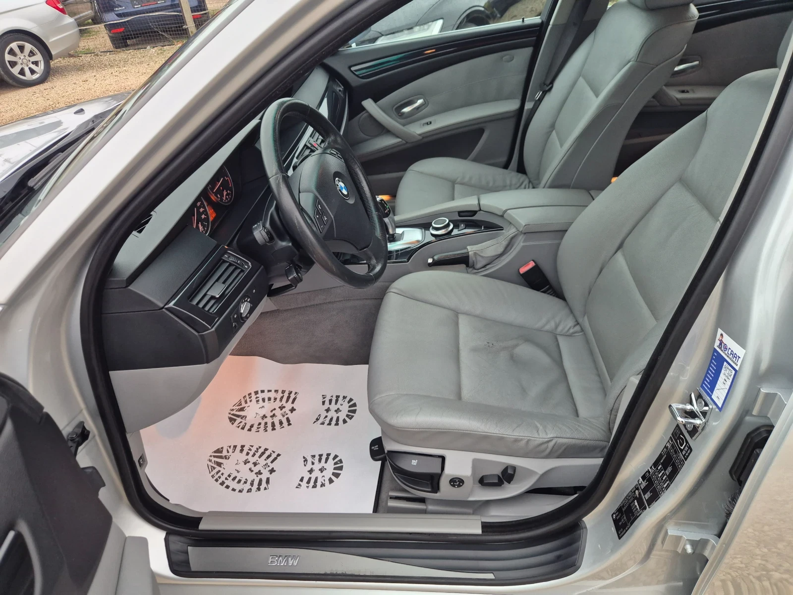BMW 530 3.0 XD Fecelift, снимка 8 - Автомобили и джипове - 56726318
