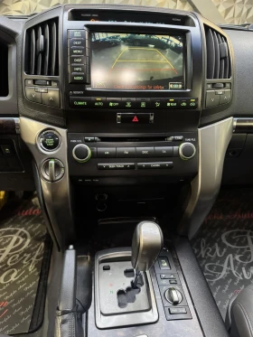 Toyota Land cruiser 200 D4D 4.5 V8 * Шибедах * Камера * , снимка 10