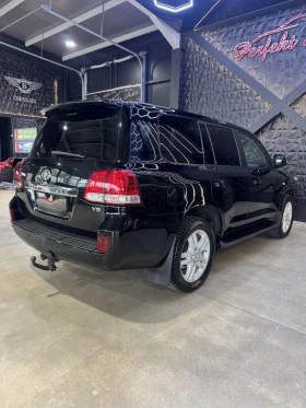 Toyota Land cruiser 200 D4D 4.5 V8 * Шибедах * Камера * , снимка 4