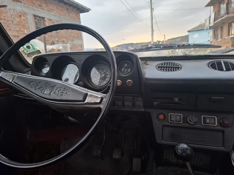 Lada Niva, снимка 4 - Автомобили и джипове - 49533013