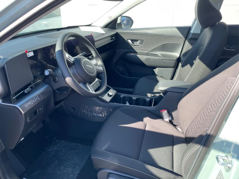 Hyundai Kona NEW!PREMIUM PLUS;NAVI;1.8 ALU, снимка 7 - Автомобили и джипове - 51902621