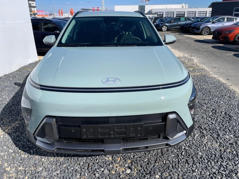 Hyundai Kona NEW!PREMIUM PLUS;NAVI;1.8 ALU, снимка 2 - Автомобили и джипове - 51902621