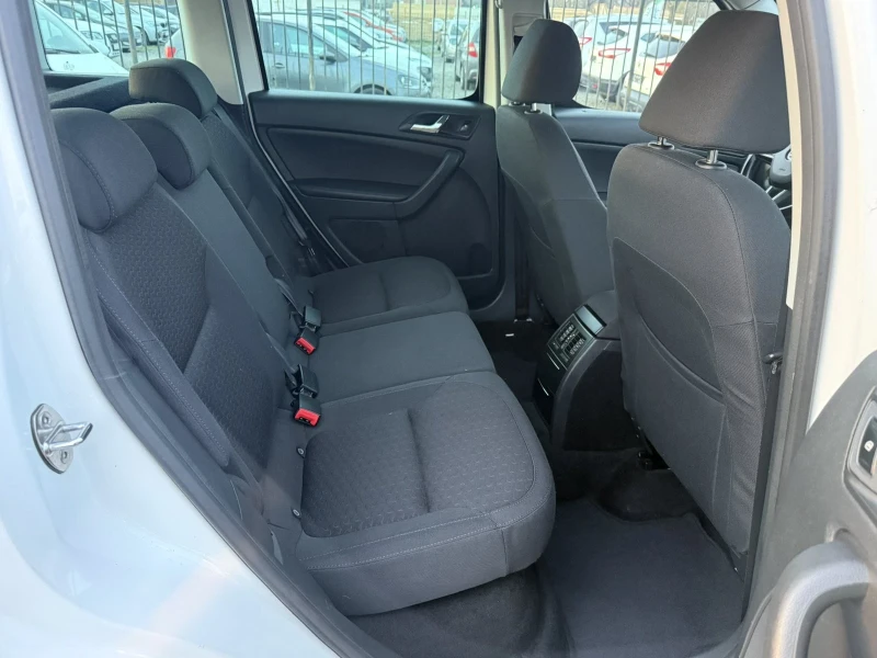 Skoda Yeti 1, 6tdi, снимка 14 - Автомобили и джипове - 52840328