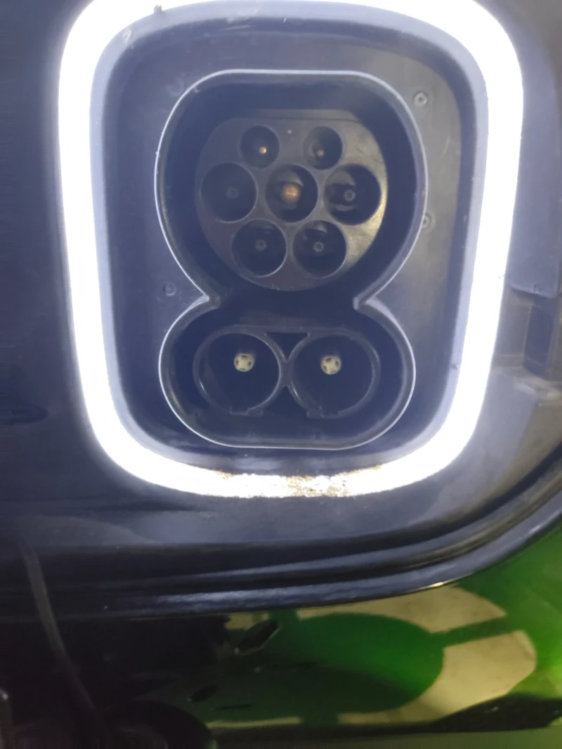 Hyundai Kona 64KWh/Blue link/3 ФАЗНА/SOH100%/Термопомпа/HEADUP, снимка 13 - Автомобили и джипове - 53532366