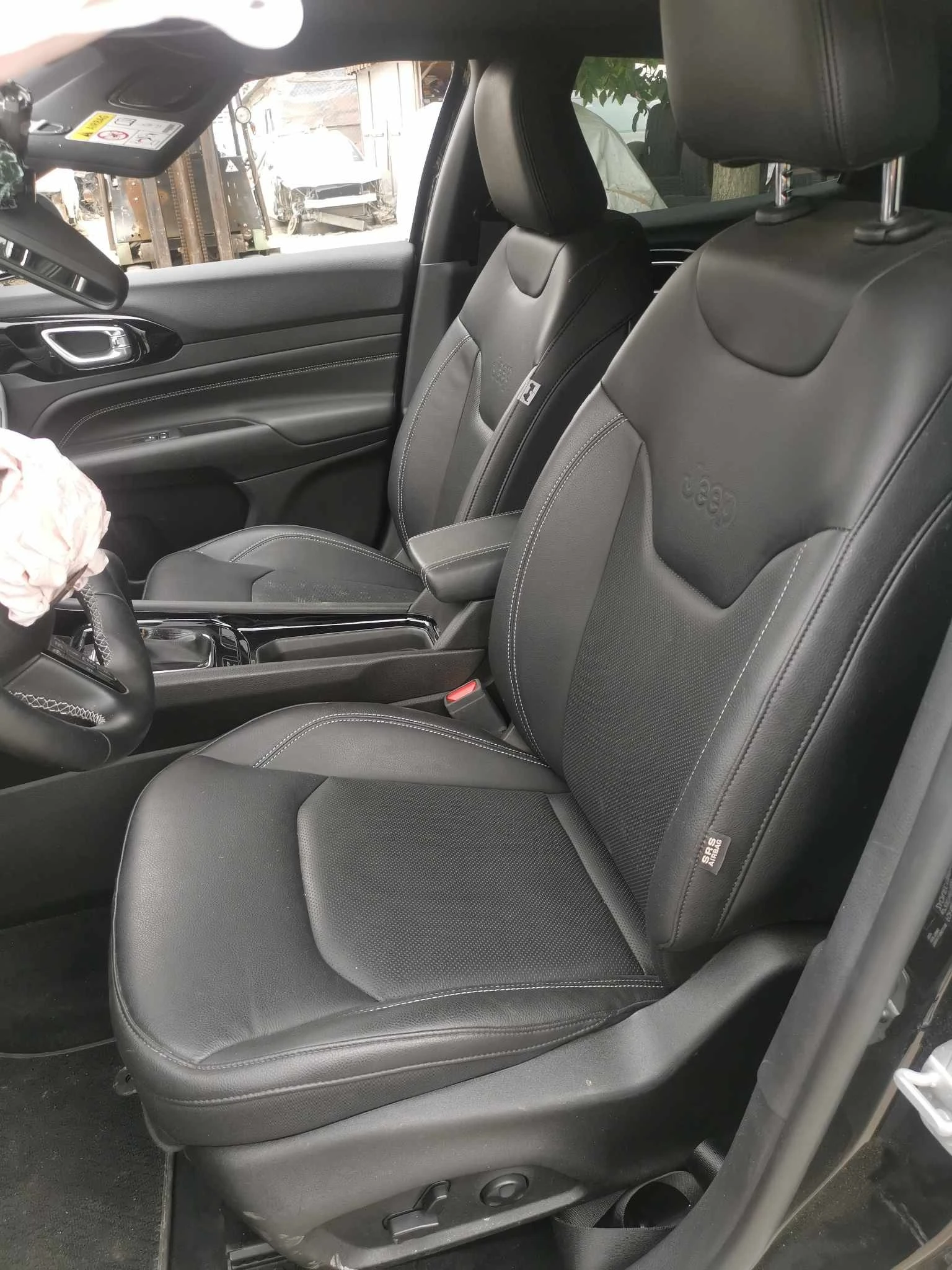 Jeep Compass 1.3i | Mobile.bg — изображение 12