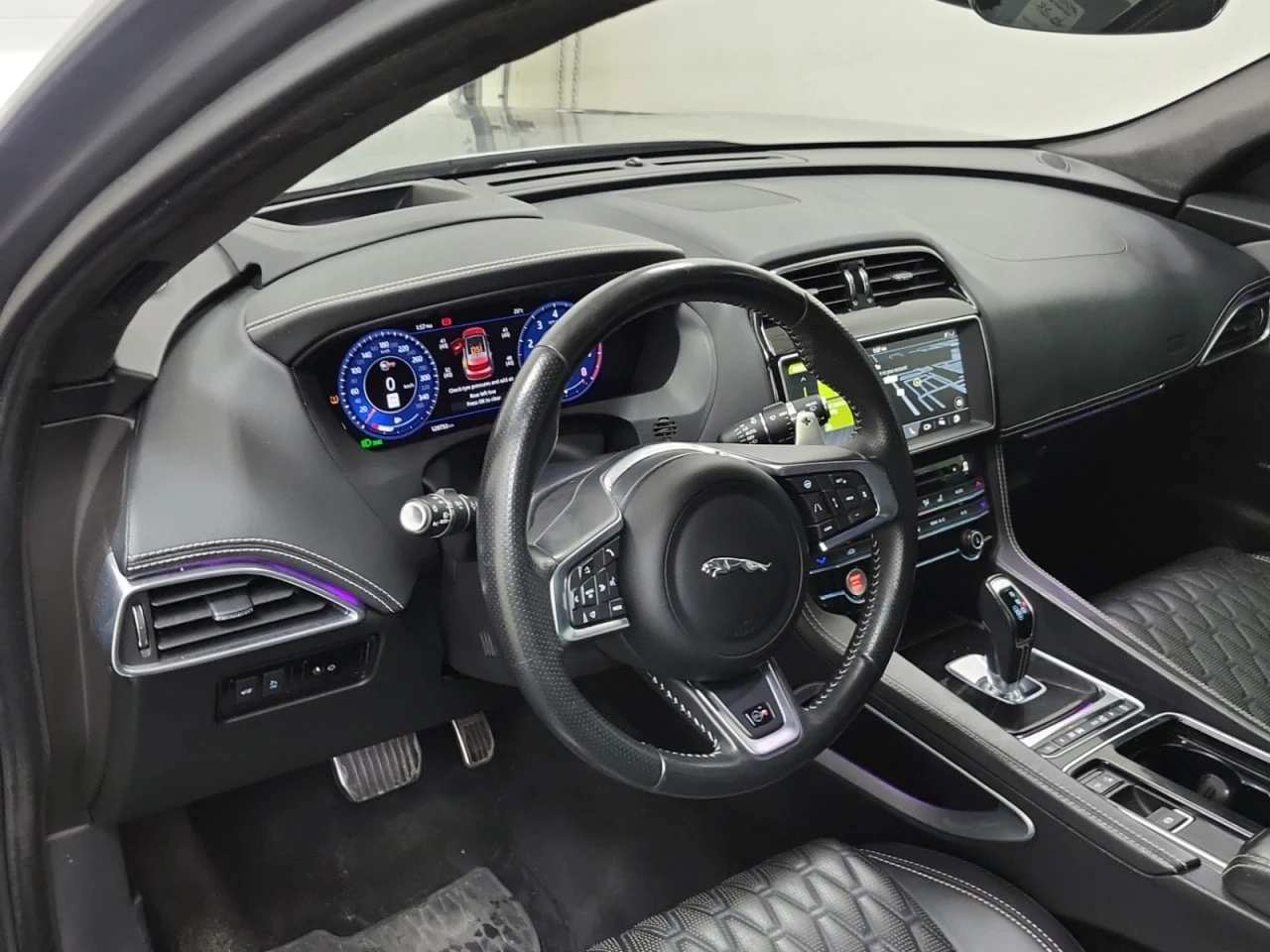 Jaguar F-PACE * CARFAX * ЦЕНА ДО БГ! - изображение 8
