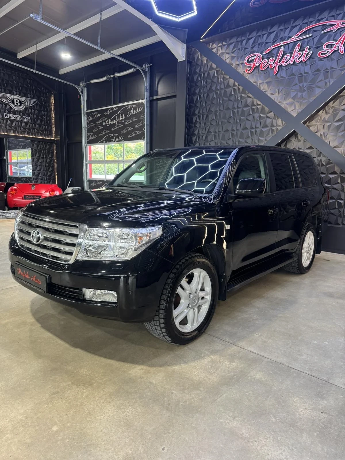 Toyota Land cruiser 200 D4D 4.5 V8 * Шибедах * Камера * , снимка 3 - Автомобили и джипове - 54597841