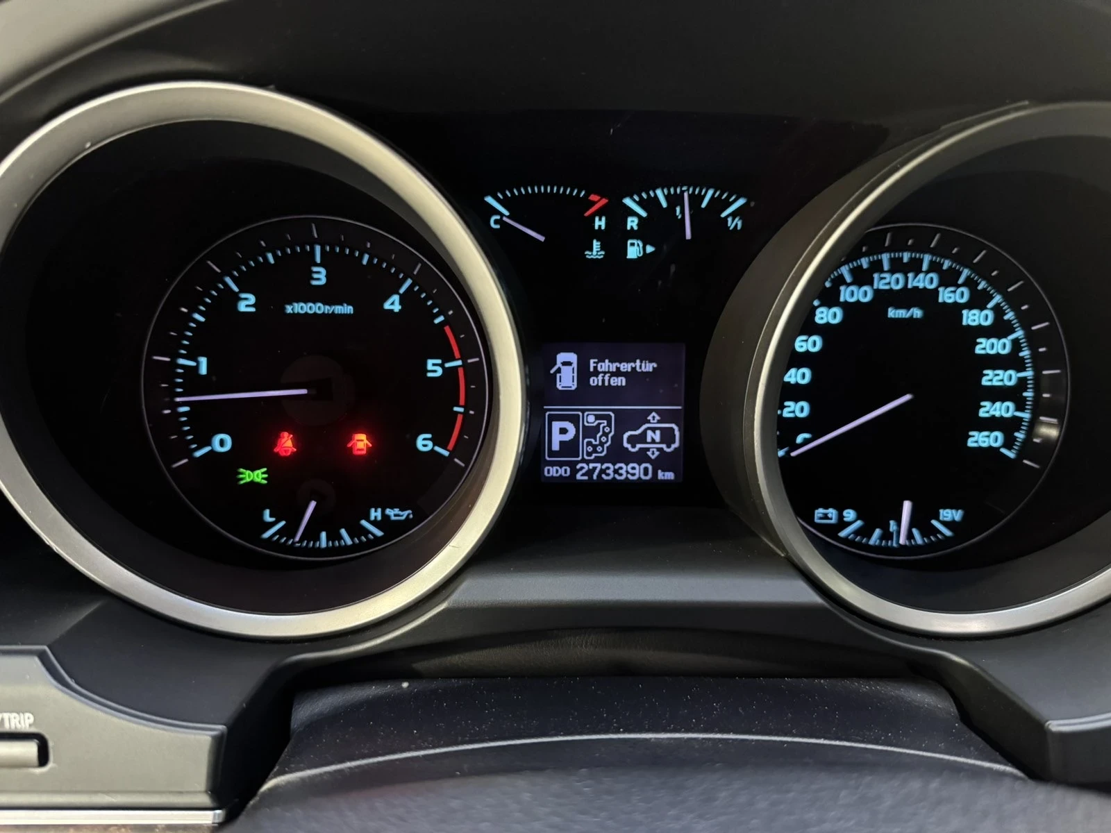 Toyota Land cruiser 200 D4D 4.5 V8 * Шибедах * Камера * , снимка 12 - Автомобили и джипове - 54597841