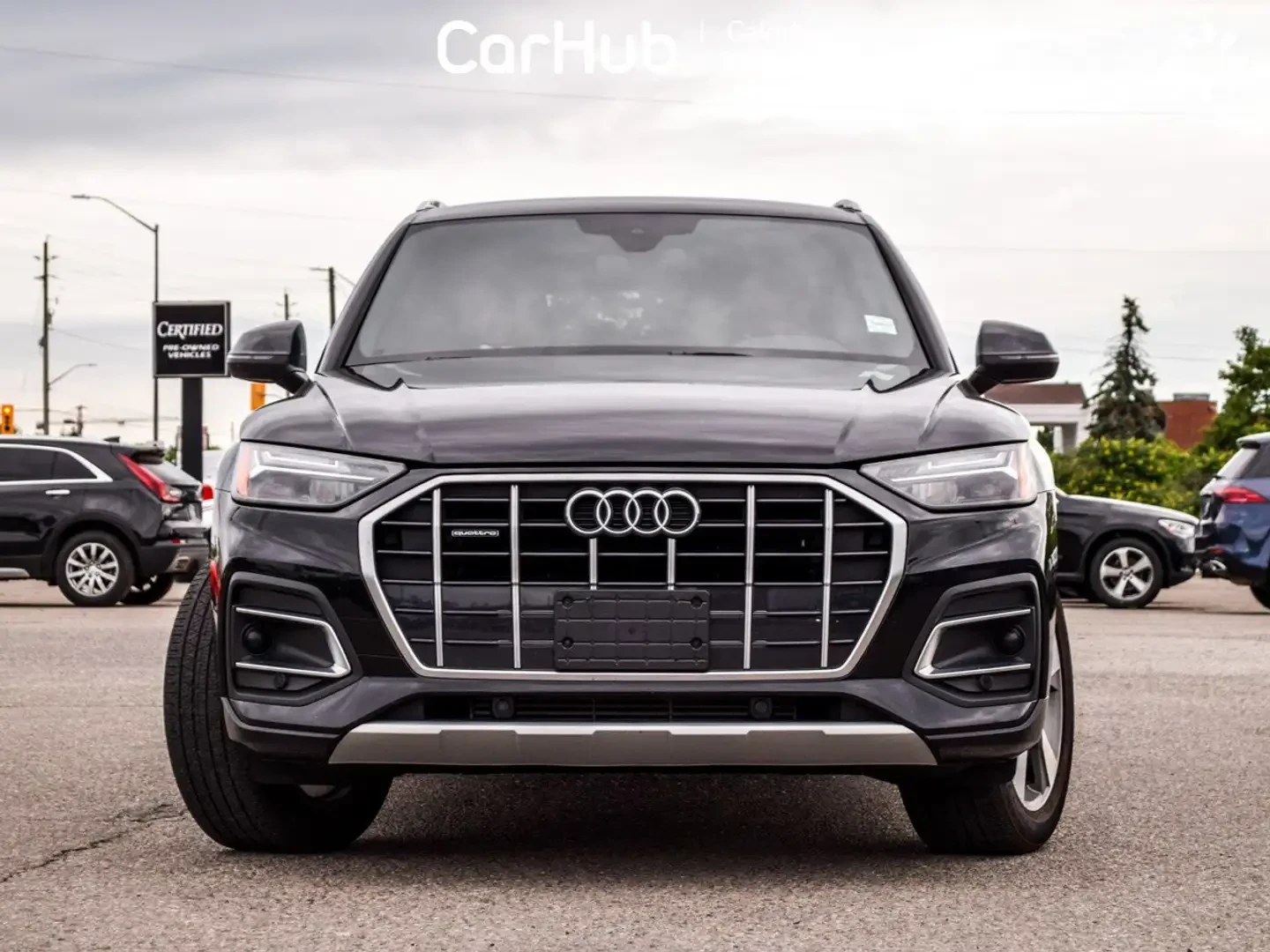 Audi Q5 KOMFORT * Blind Spot *  CARFAX * АВТО КРЕДИТ * , снимка 2 - Автомобили и джипове - 54744452