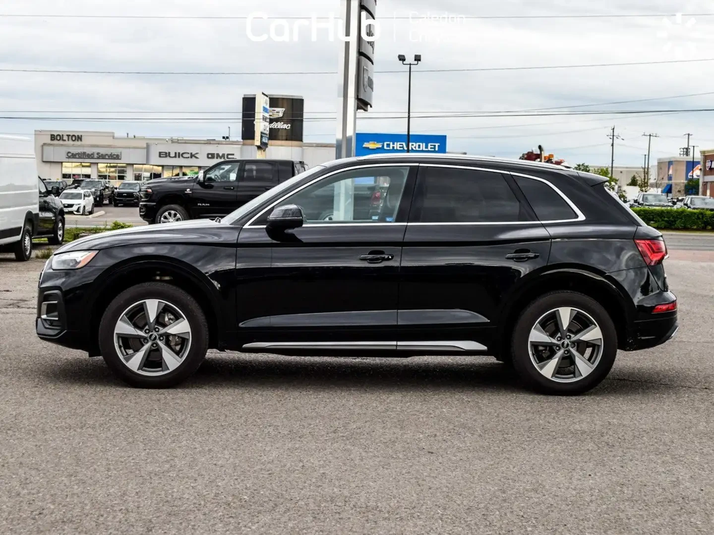 Audi Q5 KOMFORT * Blind Spot *  CARFAX * АВТО КРЕДИТ * , снимка 6 - Автомобили и джипове - 54744452