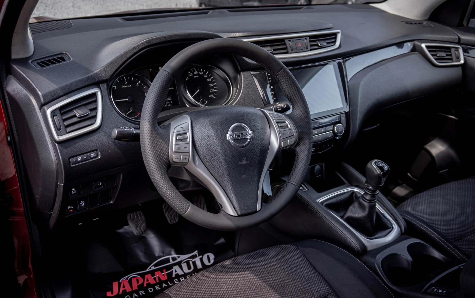 Nissan Qashqai 1.5dci ТОП! С ГАРАНЦИЯ!, снимка 7 - Автомобили и джипове - 54844835