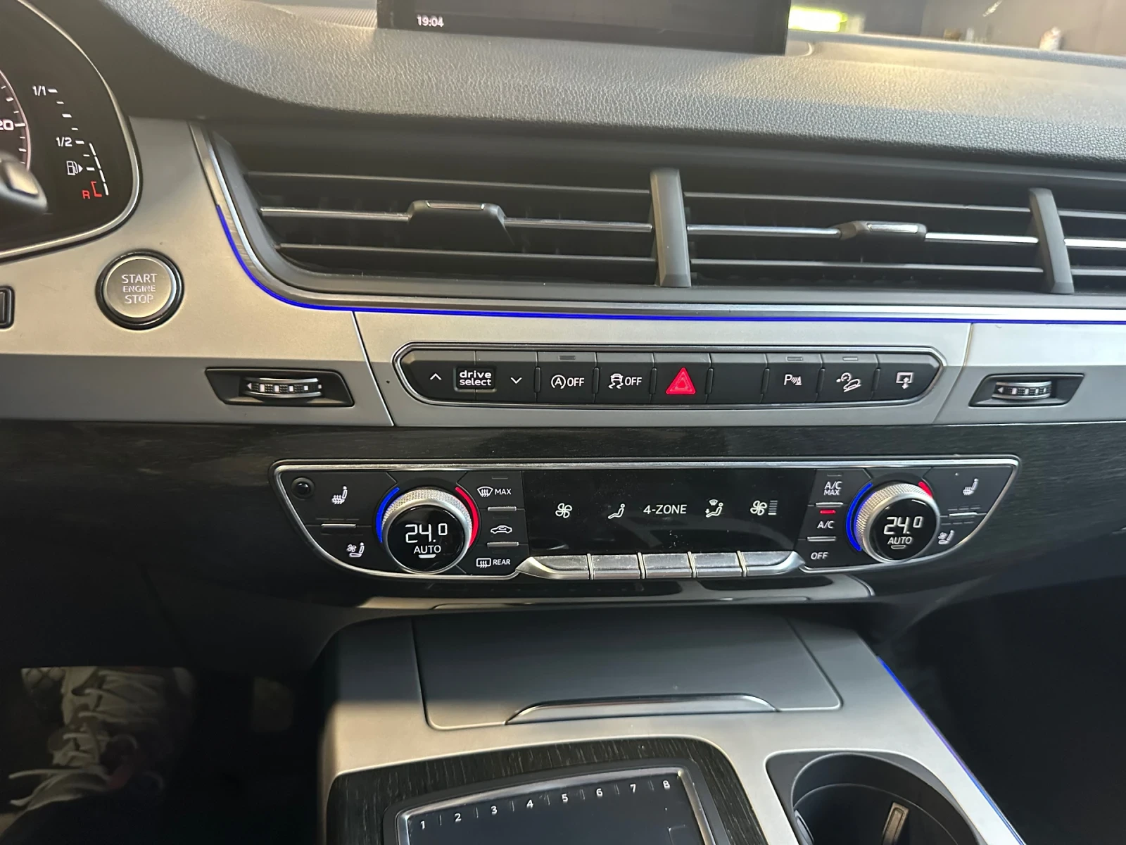 Audi Q7 3.0, снимка 10 - Автомобили и джипове - 55136605