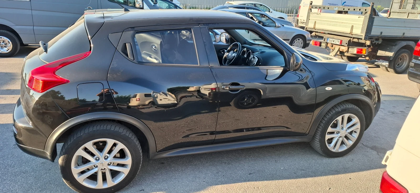 Nissan Juke 1.6, 117к.с., снимка 8 - Автомобили и джипове - 55746777