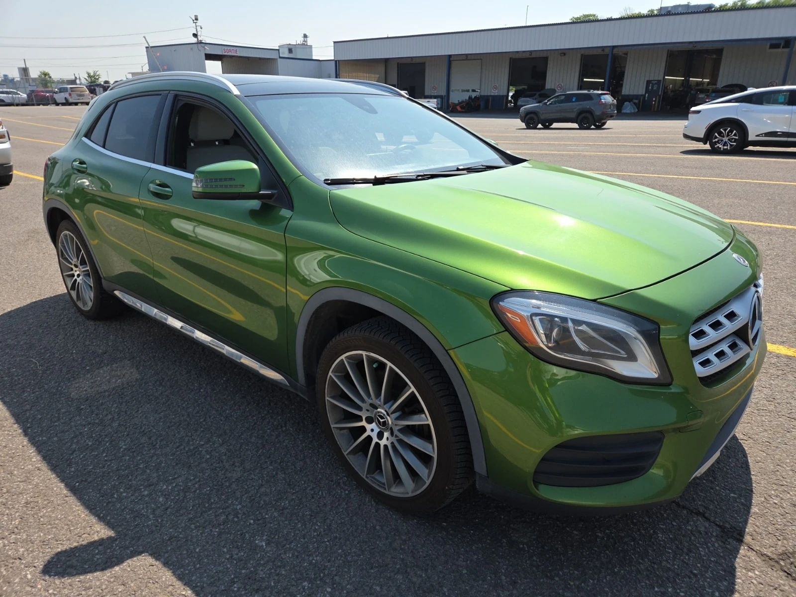 Mercedes-Benz GLA 250 CARFAX/ФИНАНСИРАНЕ
