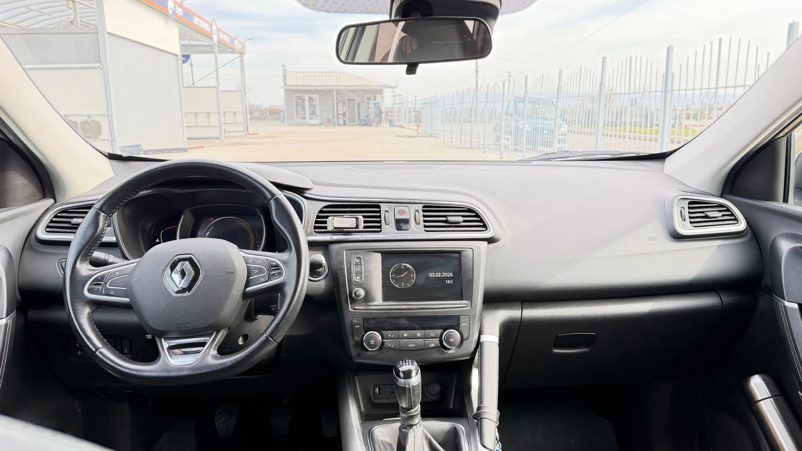 Renault Kadjar Intens, снимка 2 - Автомобили и джипове - 56285645