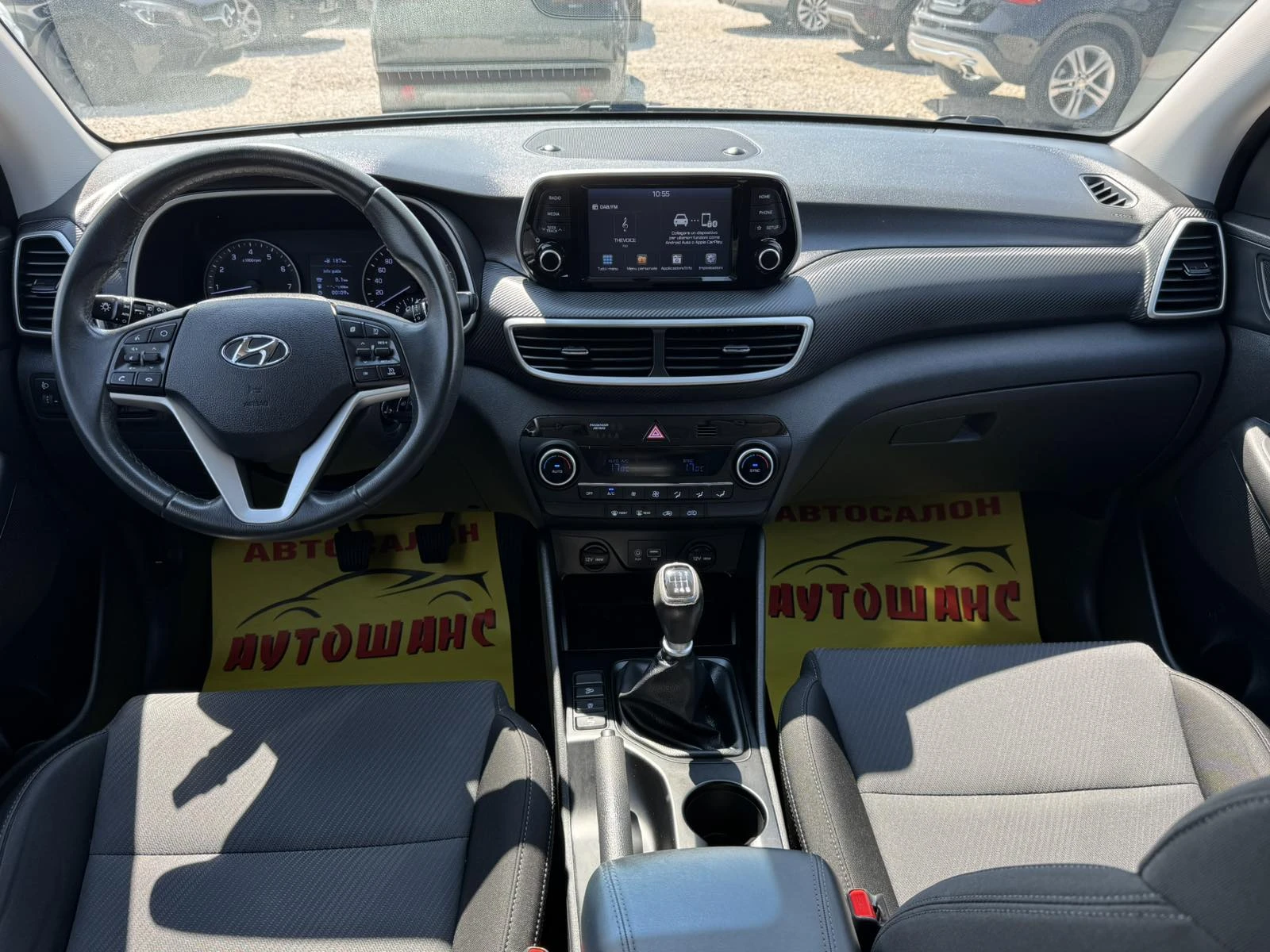 Hyundai Tucson 1.6I, снимка 9 - Автомобили и джипове - 56574875