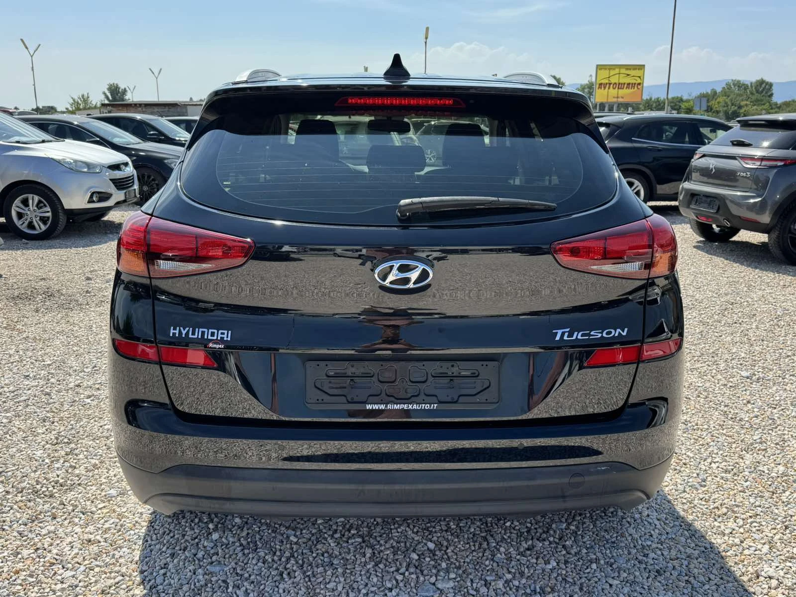 Hyundai Tucson 1.6I, снимка 5 - Автомобили и джипове - 56574875