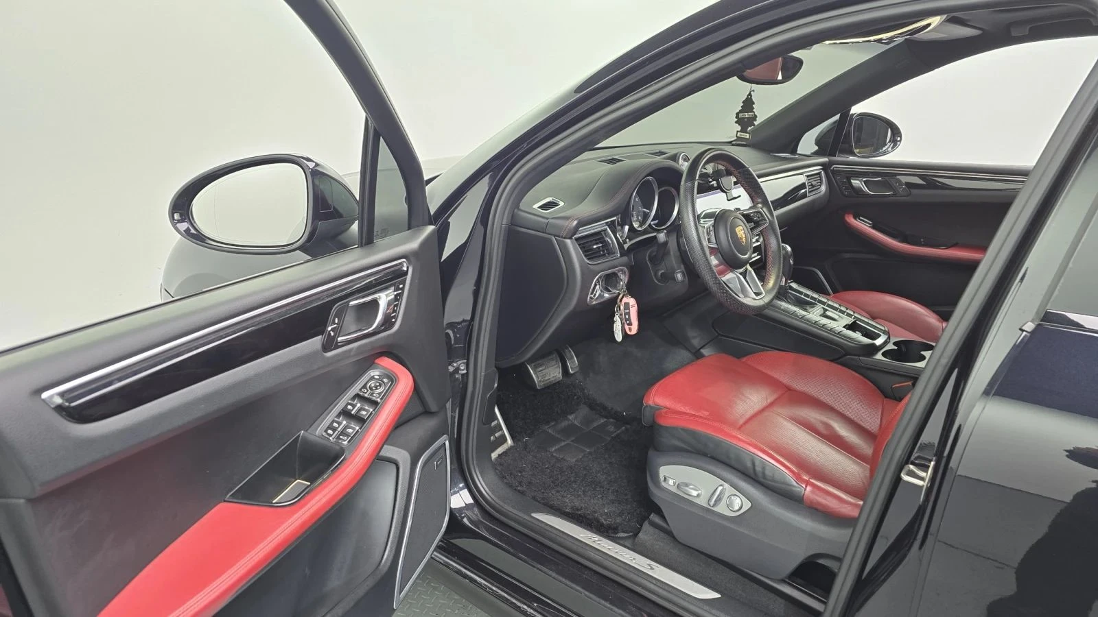 Porsche Macan, снимка 10 - Автомобили и джипове - 56689694