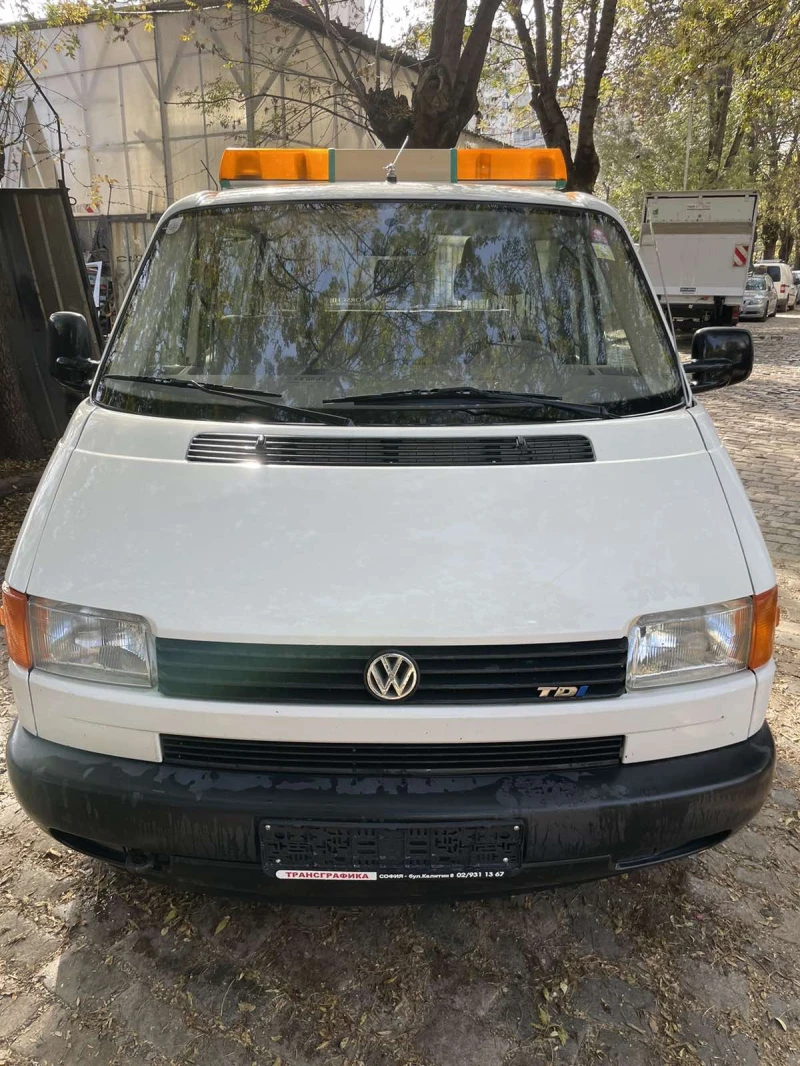 VW T4 2.5TDi, снимка 2 - Бусове и автобуси - 47673489