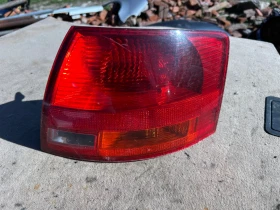 Десен външен стоп AUDI A4B7 комби, снимка 1