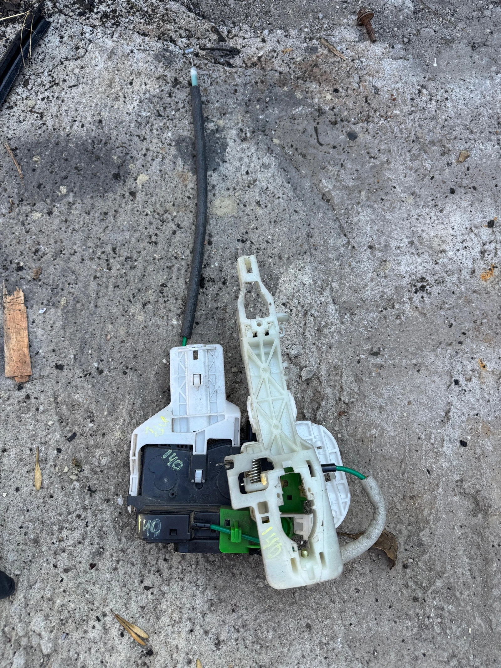 Hundai I40 2014      81310-3Z000 | Mobile.bg   1