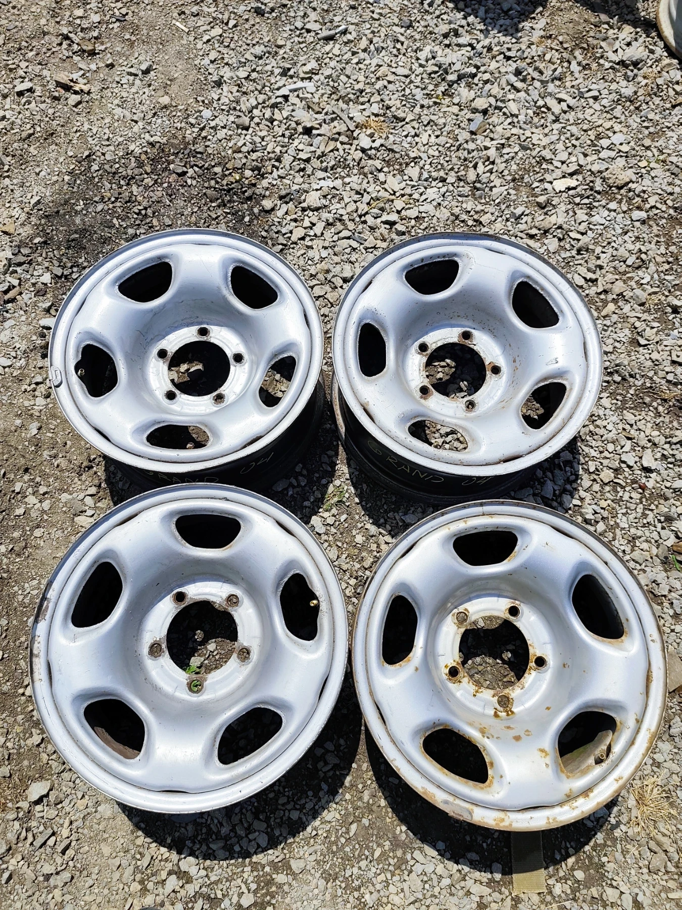 Джанти за Suzuki Grand vitara, снимка 2 - Гуми и джанти - 54511859