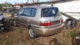 Kia Carens 1.8i/на части , снимка 3