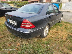 Mercedes-Benz C 200 2.0i - изображение 7