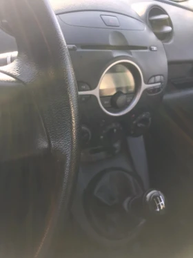 Mazda 2, снимка 7