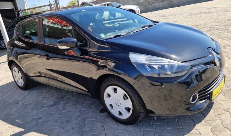 Renault Clio 1.2 i GAZ, снимка 3 - Автомобили и джипове - 45219126