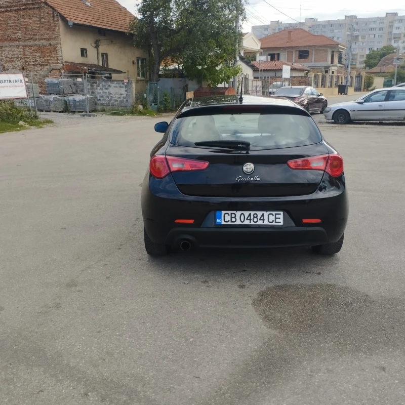 Alfa Romeo Giulietta 1.6d start/stop Bluetooth 2012 6 speed, снимка 4 - Автомобили и джипове - 47345572