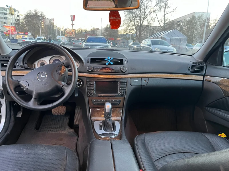 Mercedes-Benz E 350  4matic газ/бензин, снимка 9 - Автомобили и джипове - 48089438