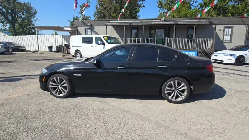 BMW 528 Подгрев* Keyless* Камера, снимка 3 - Автомобили и джипове - 48292464