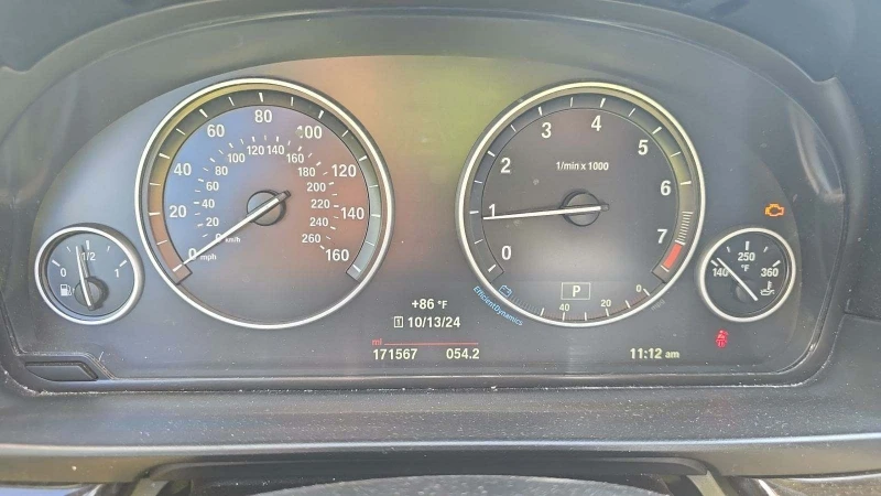 BMW 528 Подгрев* Keyless* Камера, снимка 10 - Автомобили и джипове - 48292464