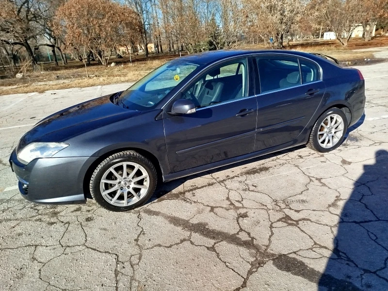 Renault Laguna 2.0 DCI, снимка 3 - Автомобили и джипове - 48507056