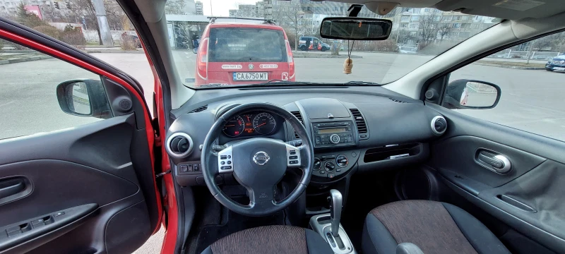 Nissan Note 1.6, снимка 9 - Автомобили и джипове - 49359826