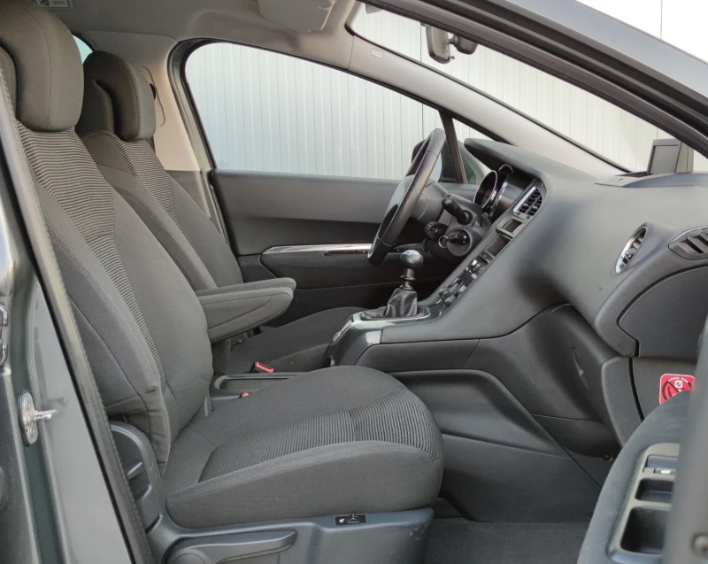 Peugeot 5008 1.6HDI* 115к.с* , снимка 11 - Автомобили и джипове - 51416062