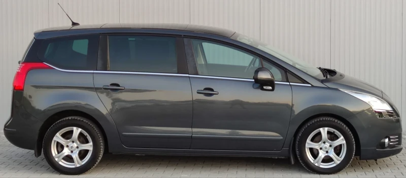 Peugeot 5008 1.6HDI* 115к.с* , снимка 8 - Автомобили и джипове - 51416062
