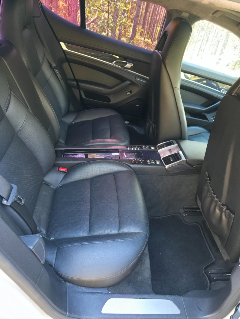 Porsche Panamera 4S Facelift, снимка 11 - Автомобили и джипове - 51943259