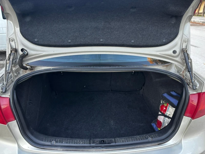 Mazda 3, снимка 11 - Автомобили и джипове - 52214915