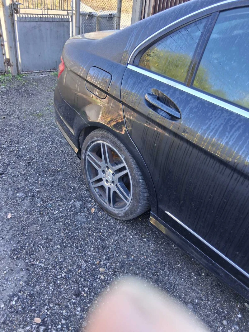 Mercedes-Benz C 200 AMG , снимка 6 - Автомобили и джипове - 52261872